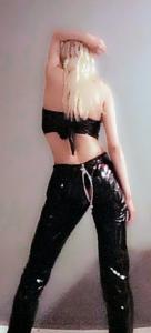 624921755: Chica busca chico en Navarra