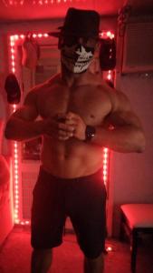 Chico busca chica en Sevilla: 