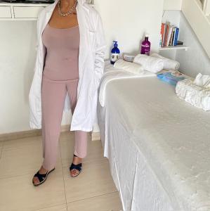 615624323: Chica busca chico en Málaga