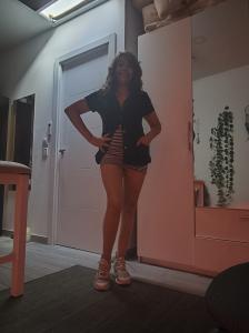 691580319: Chica busca chico en Madrid