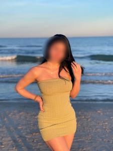 697534058: Chica busca chico en Madrid