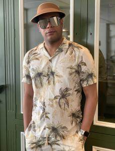 Chico busca chica en Sevilla: 