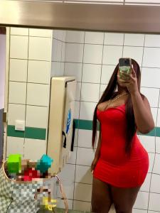 Chica busca chico en Tenerife: 