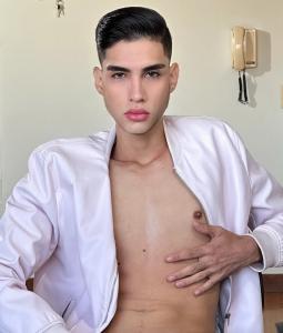 607589451: Chico busca chica en Madrid