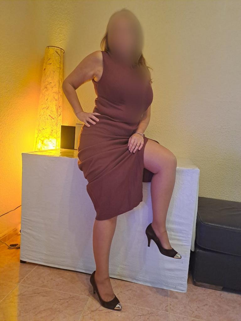 633584863: Chica busca chico en Madrid
