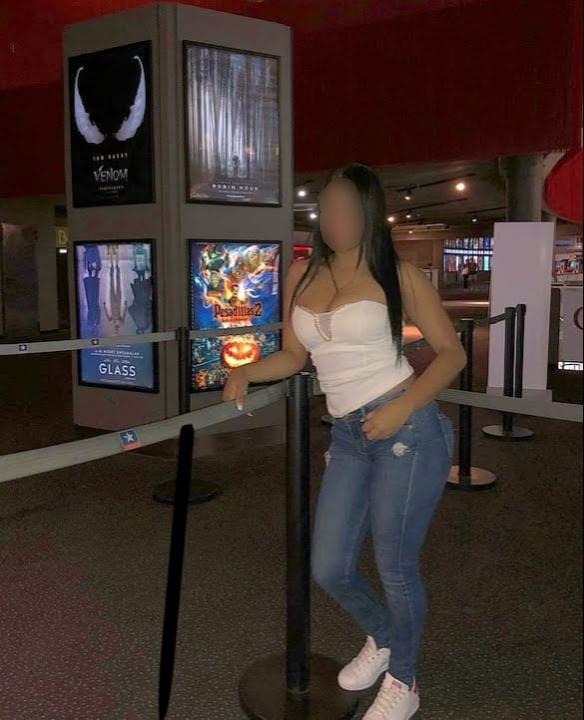 678650442: Chica busca chico en Sevilla
