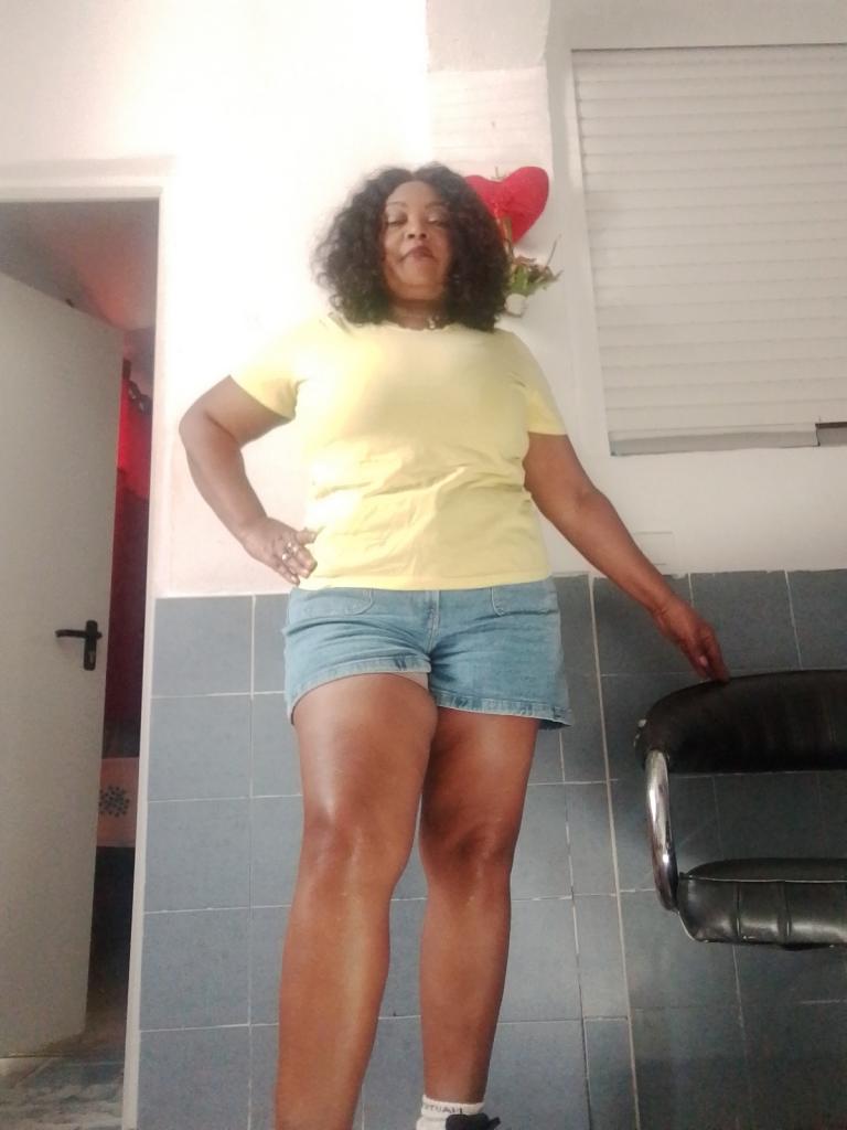 Chica busca chico en Mallorca: 