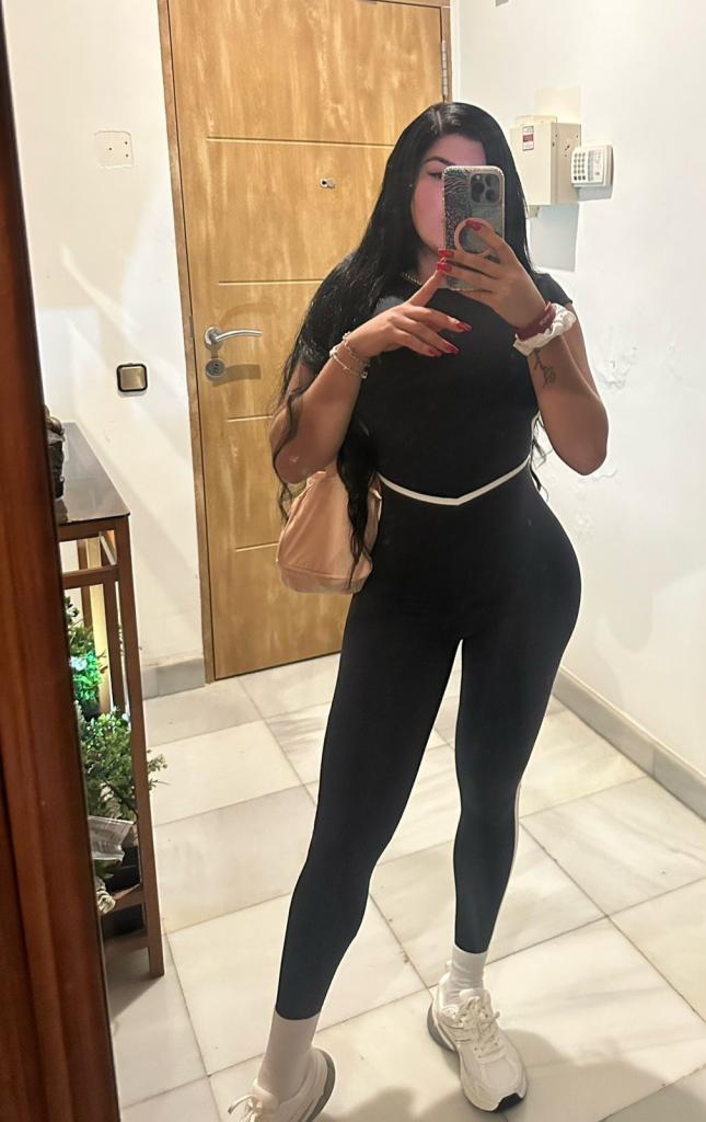 Chica busca chico en Almería: 