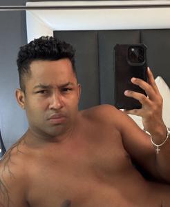 661438907: Chico busca chica en Madrid