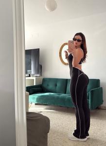 612598213: Chica busca chico en Barcelona