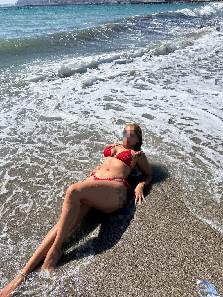 Chica busca chico en Almería: 