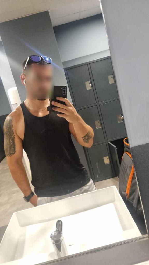 Chico busca chica en Málaga: 