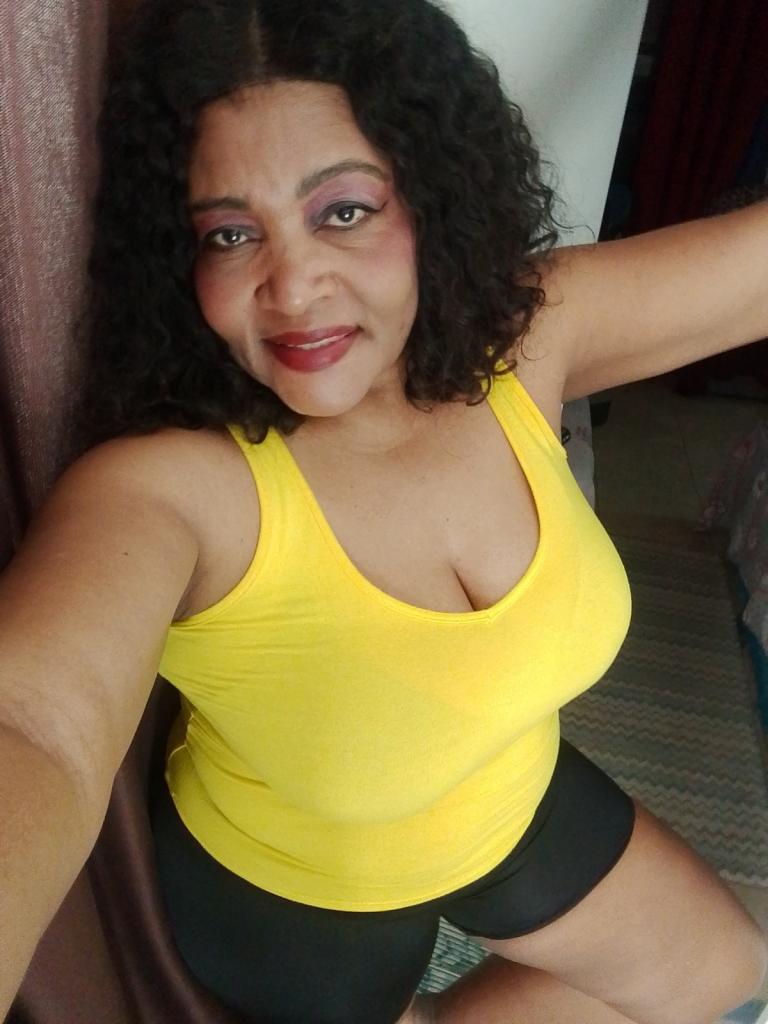 Chica busca chico en Mallorca: 