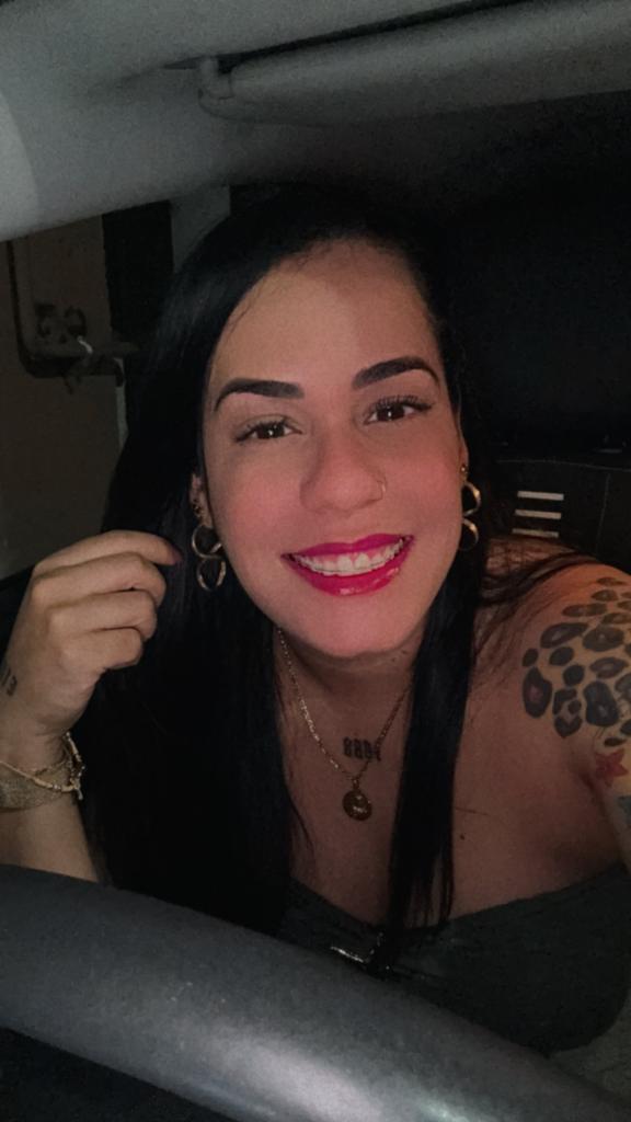 Chica busca chico en Granada: 