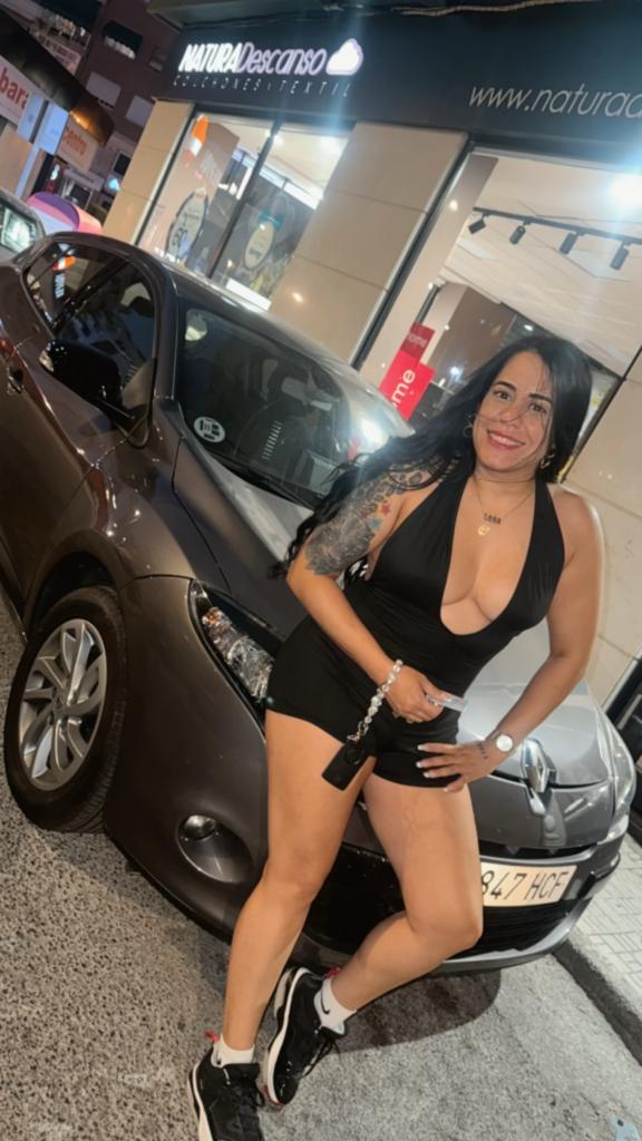 687975565: Chica busca chico en Granada