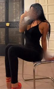 643471815: Chica busca chico en Granada