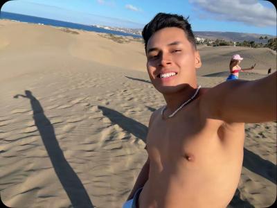 631232992: Chico busca chica en Barcelona