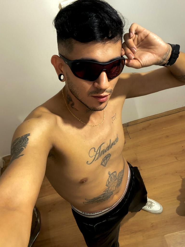 617658902: Chico busca chica en Madrid