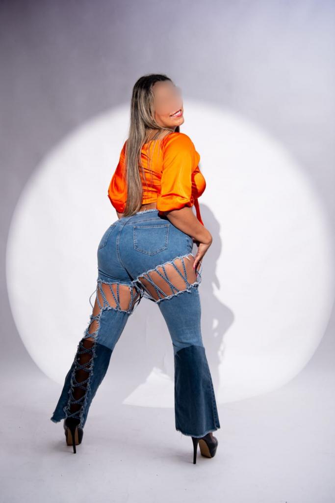 Chica busca chico en Murcia: 