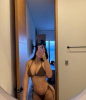 645496683: Chica busca chico en Cádiz