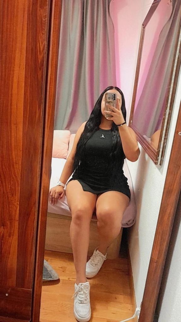 643573092: Chica busca chico en La Rioja