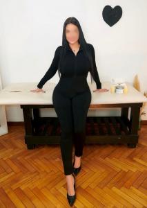 655241959: Chica busca chico en Sevilla