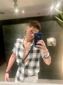 Chico busca chica en Valencia: 