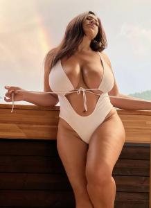 685220277: Chica busca chico en Valencia