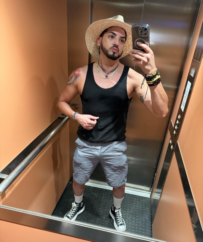 Chico busca chica en Tenerife: 