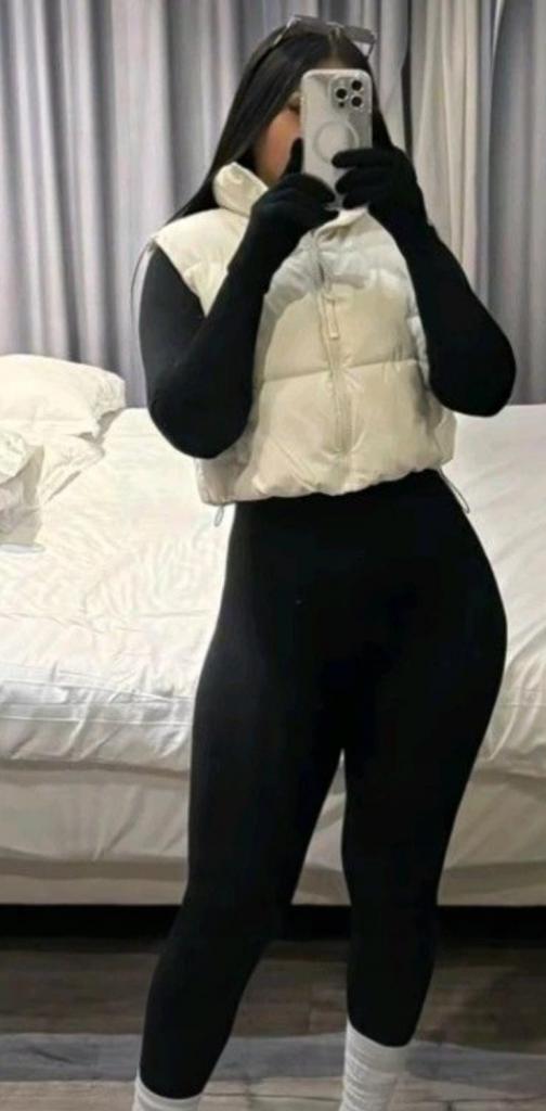 Chica busca chico en Cádiz: 