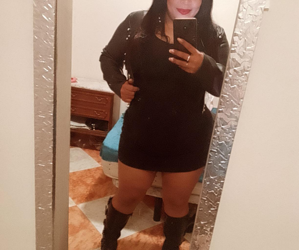 Chica busca chico en Granada: 