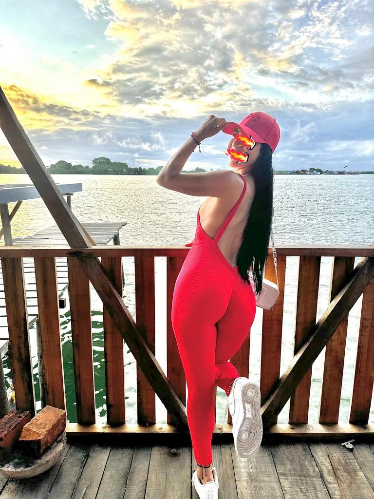 614923416: Chica busca chico en Castellón