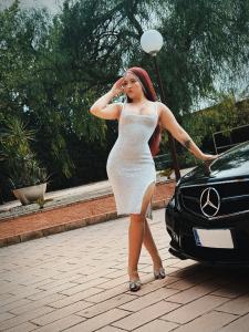 647163074: Chica busca chico en Málaga