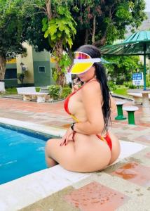 663176582: Chica busca chico en La Coruña