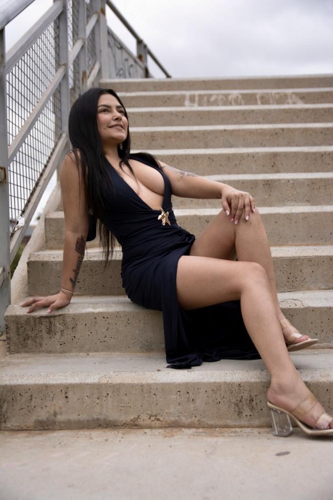 624315205: Chica busca chico en Valencia