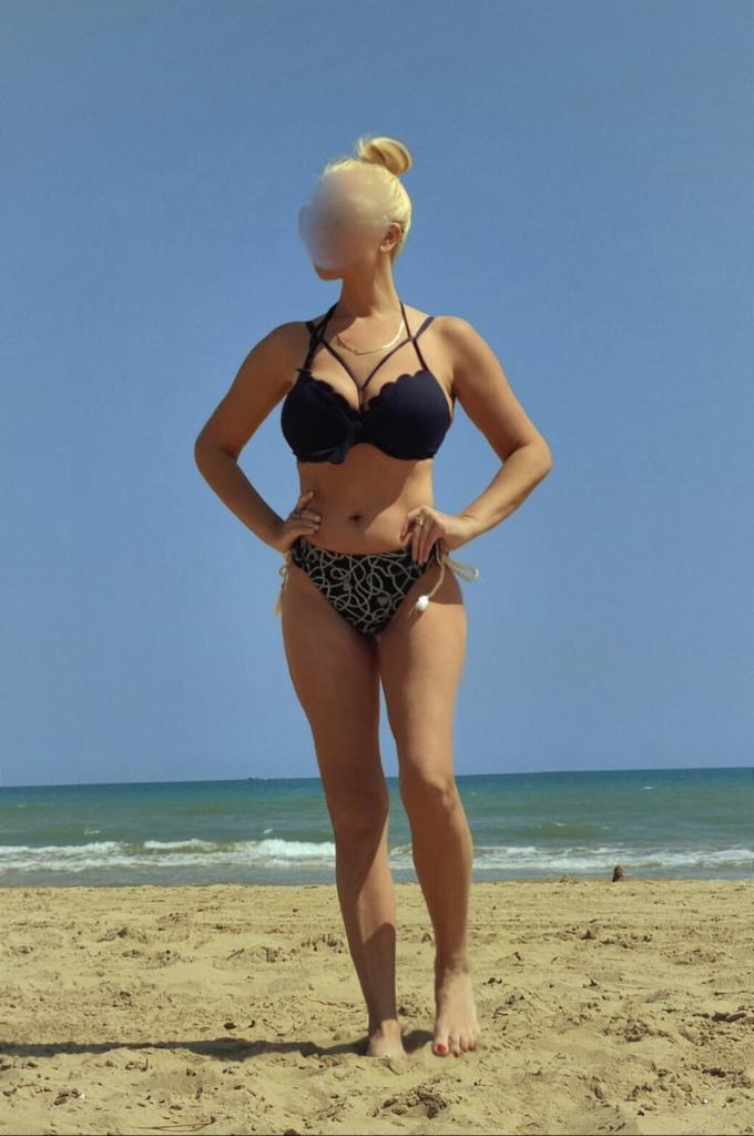 Chica busca chico en Almería: 