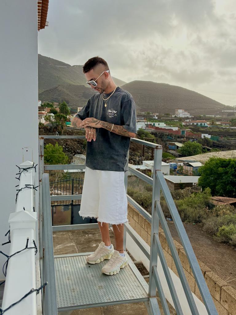 Chico busca chica en Tenerife: 