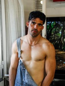 679599166: Chico busca chica en Granada