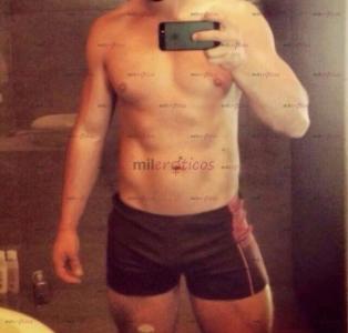 Chico busca chica en La Coruña: 