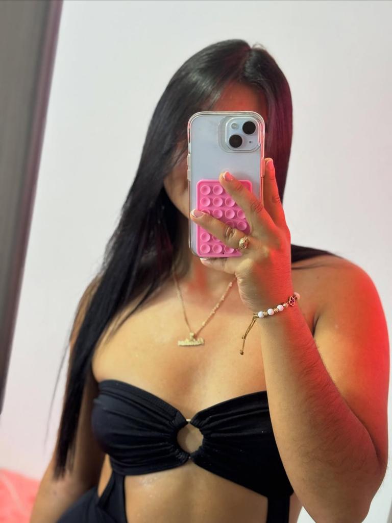 Chica busca chico en Tenerife: 