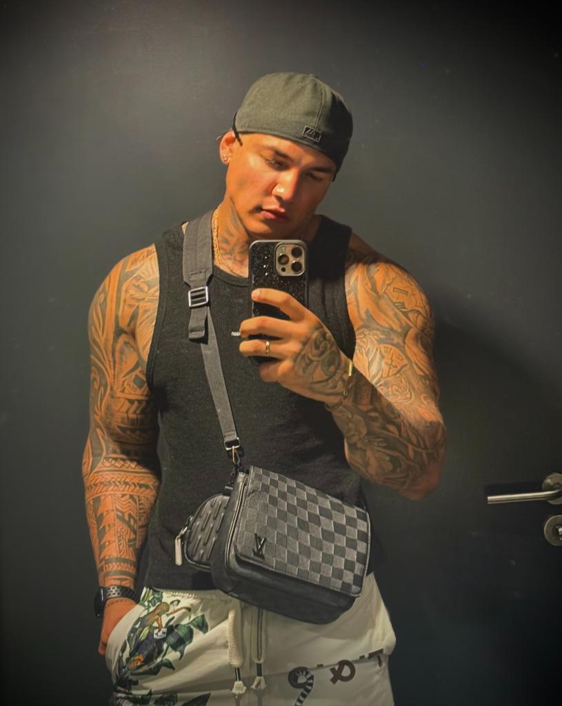 Chico busca chica en Barcelona: 