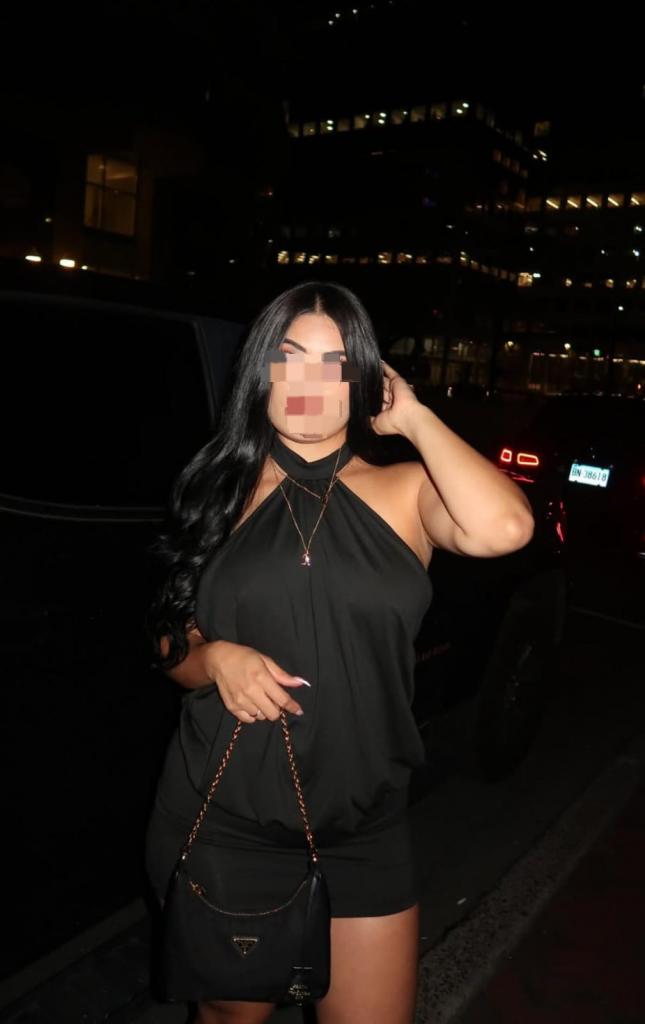 Chica busca chico en Alicante: 