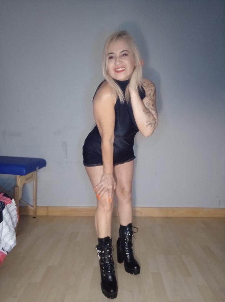 Chica busca chico en Alicante: 