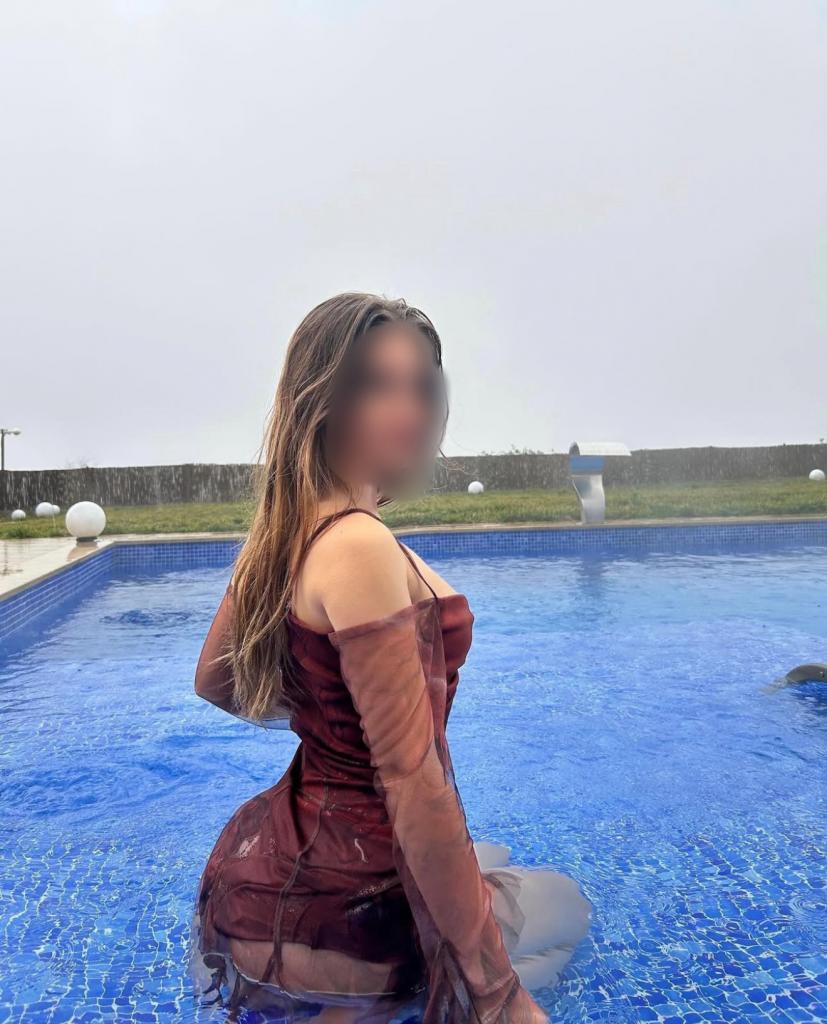 Chica busca chico en Granada: 
