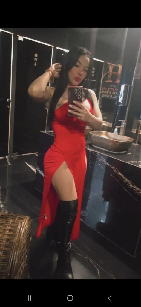 633422740: Chica busca chico en Pontevedra