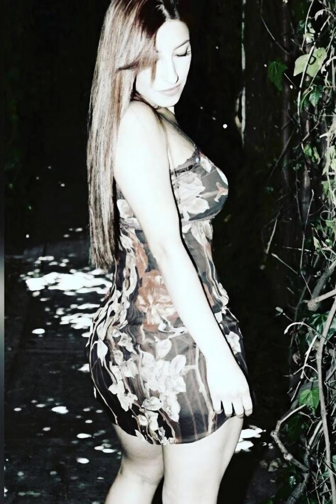 625496854: Chica busca chico en Madrid