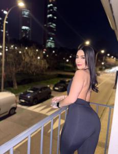 624487554: Chica busca chico en Madrid