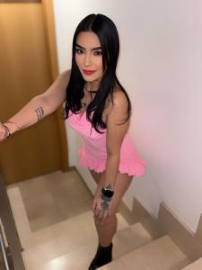 607223350: Chica busca chico en Madrid