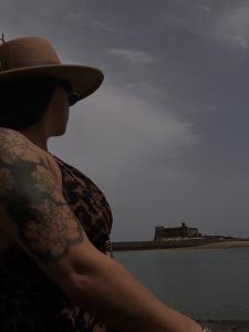 649765144: Chica busca chico en Alicante