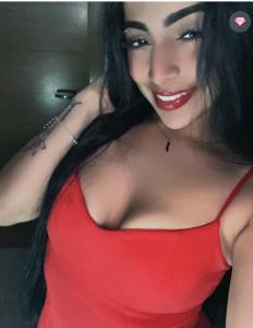 670860277: Chica busca chico en Madrid